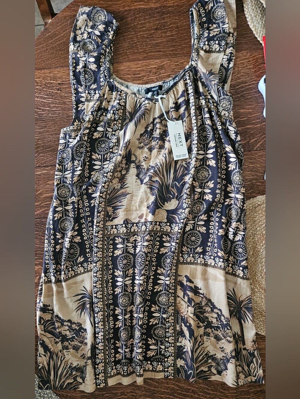 NEXT Linen dress made with Lenzing Ecovero Viscose 14